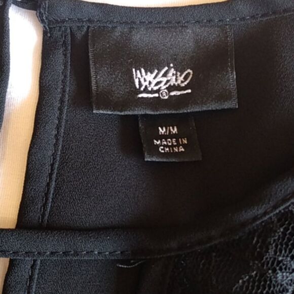 Black long sleeve Top - Picture 8 of 9